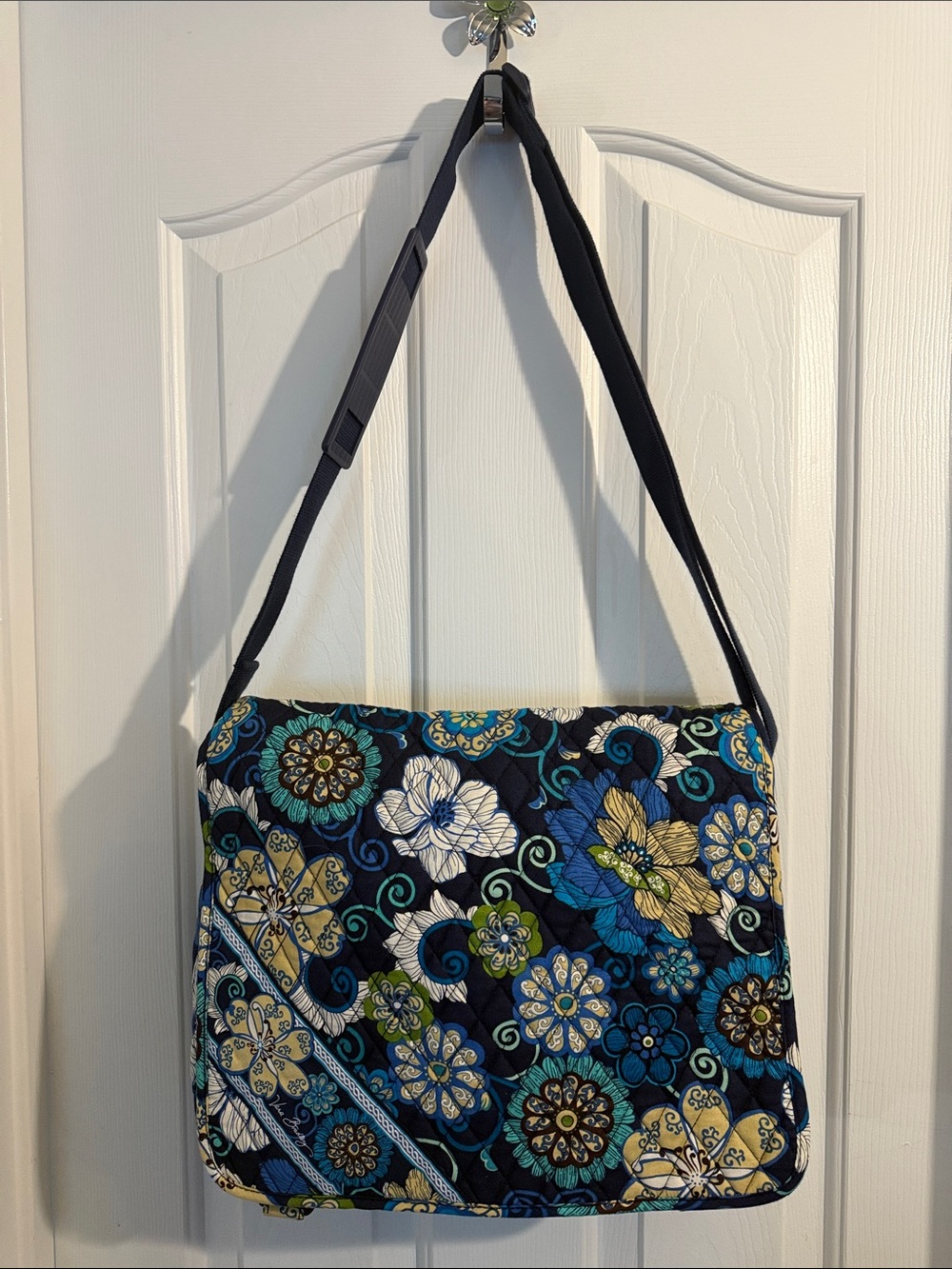 Vera Bradley Utility Crossbody Mod Floral Blue Quilted